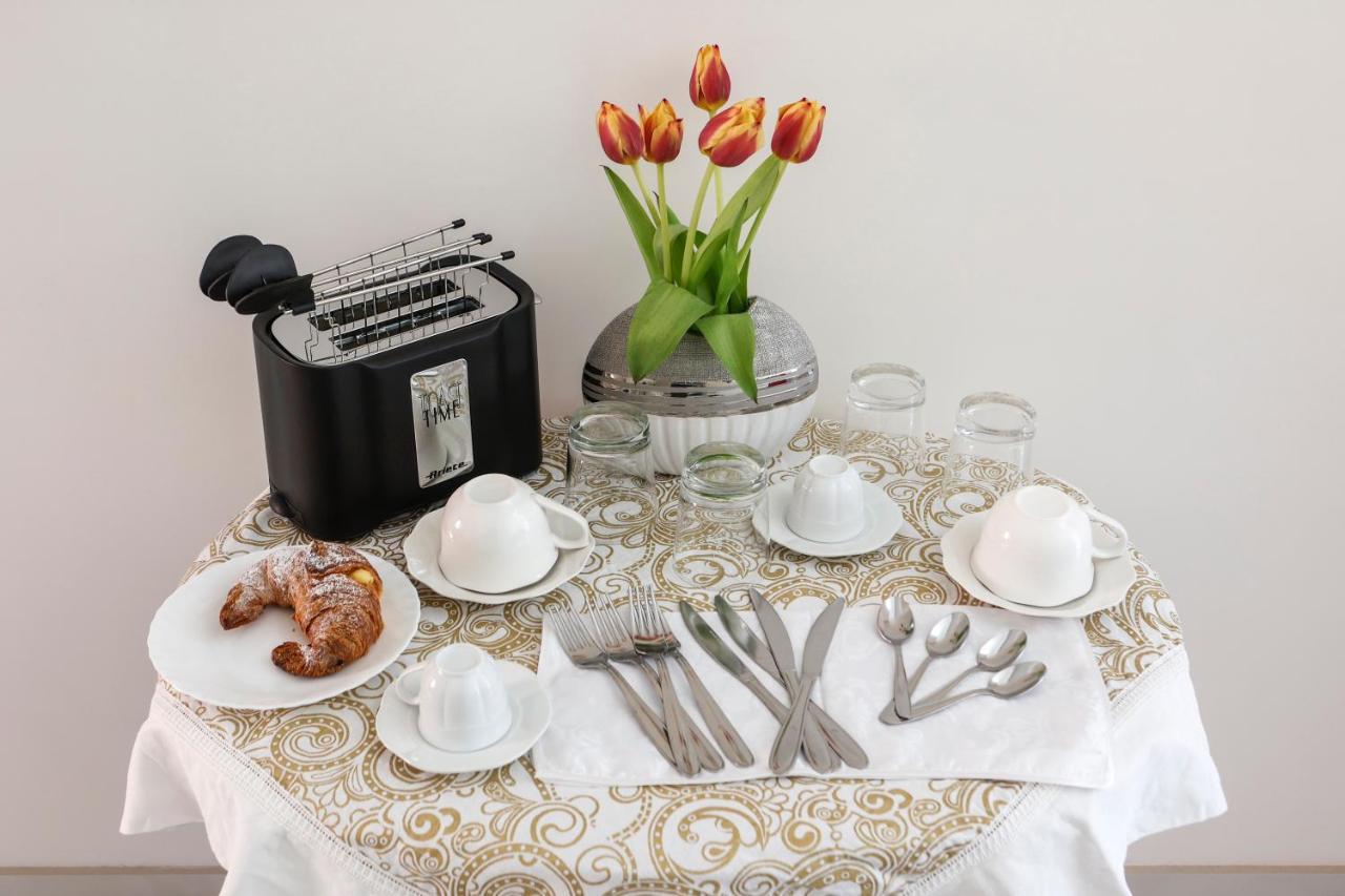 Casa Lili Roma, Bed And Breakfast Bagian luar foto