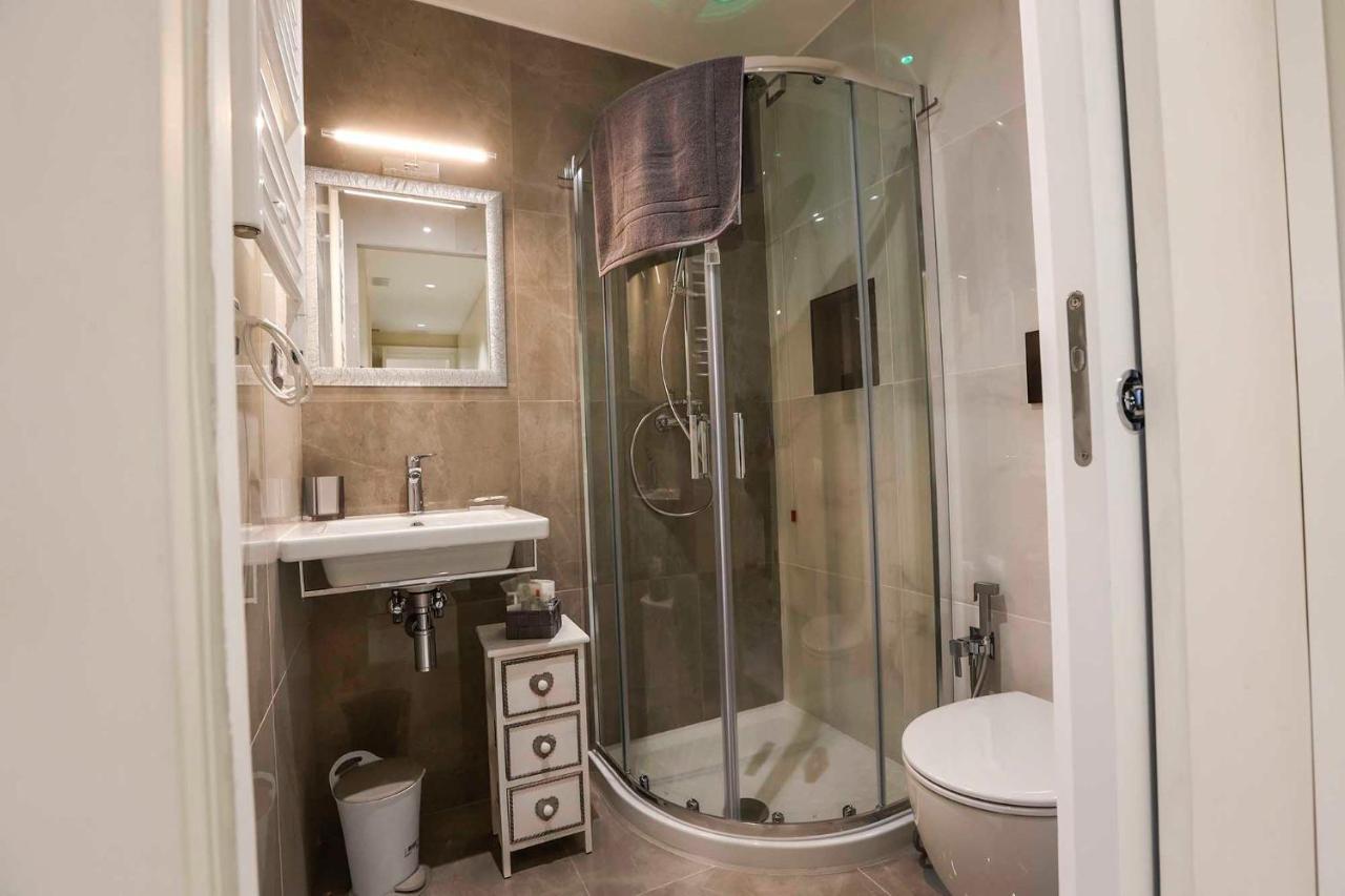 Casa Lili Roma, Bed And Breakfast Bagian luar foto
